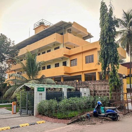 La Costa Residency Hotel Anjuna Exterior photo